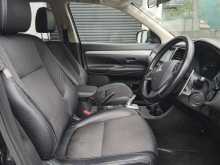 https://riyasewana.com/uploads/mitsubishi-outlander-18185528425.jpg
