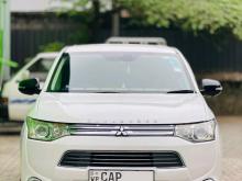 Mitsubishi Outlander 2016 SUV