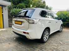 Mitsubishi Outlander Premium 2015 SUV