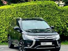 https://riyasewana.com/uploads/mitsubishi-outlander-1918020022582.jpg