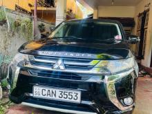 Mitsubishi Outlander 2016 SUV