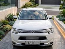 Mitsubishi Outlander 2015 SUV