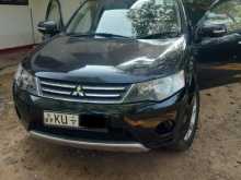 Mitsubishi Outlander 2012 SUV