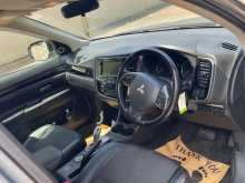 https://riyasewana.com/uploads/mitsubishi-outlander-2013-1313481212932.jpg