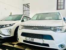 Mitsubishi Outlander 2013 SUV