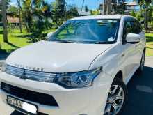 Mitsubishi Outlander 2013 SUV