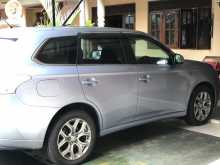 https://riyasewana.com/uploads/mitsubishi-outlander-2013-2820431612802.jpg