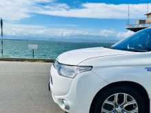 https://riyasewana.com/uploads/mitsubishi-outlander-201353224643.jpg