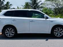 https://riyasewana.com/uploads/mitsubishi-outlander-2014-1022580512354.jpg