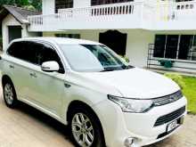 https://riyasewana.com/uploads/mitsubishi-outlander-2014-1914090712642.jpg
