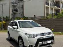 Mitsubishi Outlander 2014 SUV