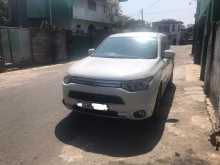 Mitsubishi Outlander 2014 SUV