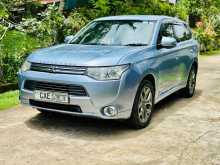 Mitsubishi Outlander 2014 SUV