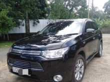 Mitsubishi Outlander 2014 SUV