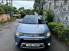 Mitsubishi Outlander 2014 SUV