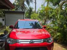 Mitsubishi Outlander 2014 SUV