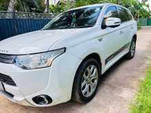 Mitsubishi Outlander 2014 SUV