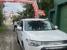 Mitsubishi Outlander 2014 SUV