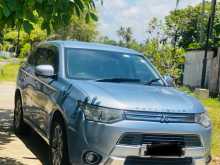 Mitsubishi Outlander 2014 SUV