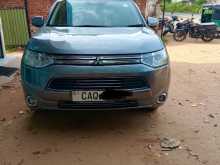Mitsubishi Outlander 2014 SUV