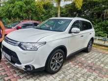 Mitsubishi Outlander 2014 SUV