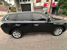 Mitsubishi Outlander 2015 SUV