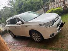https://riyasewana.com/uploads/mitsubishi-outlander-2015-1320501812282.jpg