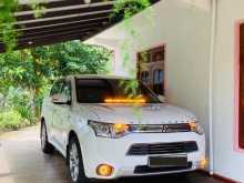 Mitsubishi Outlander 2015 SUV