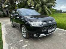 Mitsubishi Outlander 2015 SUV