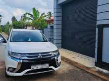 Mitsubishi Outlander 2015 SUV