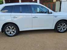 Mitsubishi Outlander 2015 SUV