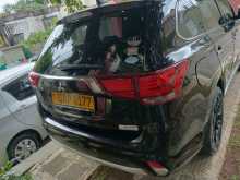 https://riyasewana.com/uploads/mitsubishi-outlander-2015-2313334512262.jpg