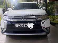 Mitsubishi Outlander 2015 SUV