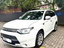 Mitsubishi Outlander 2015 SUV