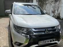 Mitsubishi Outlander 2015 SUV