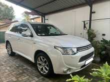 Mitsubishi Outlander 2015 SUV