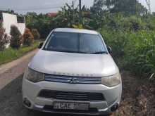 Mitsubishi Outlander 2015 SUV