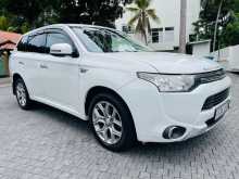 Mitsubishi Outlander 2015 SUV