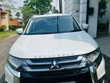 Mitsubishi Outlander Phev 2015 SUV