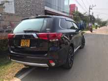 Mitsubishi Outlander 2015 SUV
