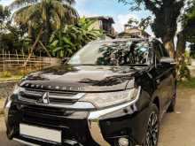 Mitsubishi Outlander 2016 SUV