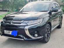 Mitsubishi Outlander 2016 SUV