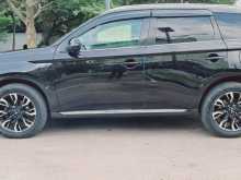 https://riyasewana.com/uploads/mitsubishi-outlander-2016-2016-3022214312593.jpg