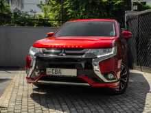 Mitsubishi Outlander 2016 SUV