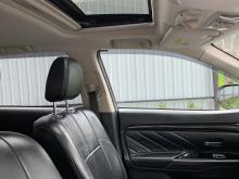 https://riyasewana.com/uploads/mitsubishi-outlander-2016565017276.jpg