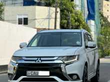 Mitsubishi Outlander 2017 SUV