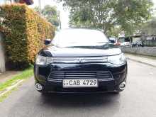 Mitsubishi Outlander 2013 SUV