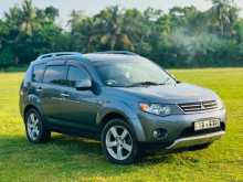 Mitsubishi Outlander 2010 SUV