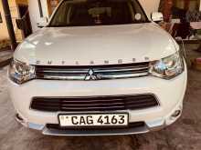 Mitsubishi Outlander 2014 SUV