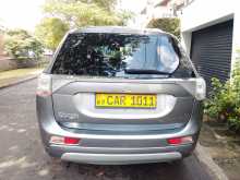 https://riyasewana.com/uploads/mitsubishi-outlander-2114159973.jpg